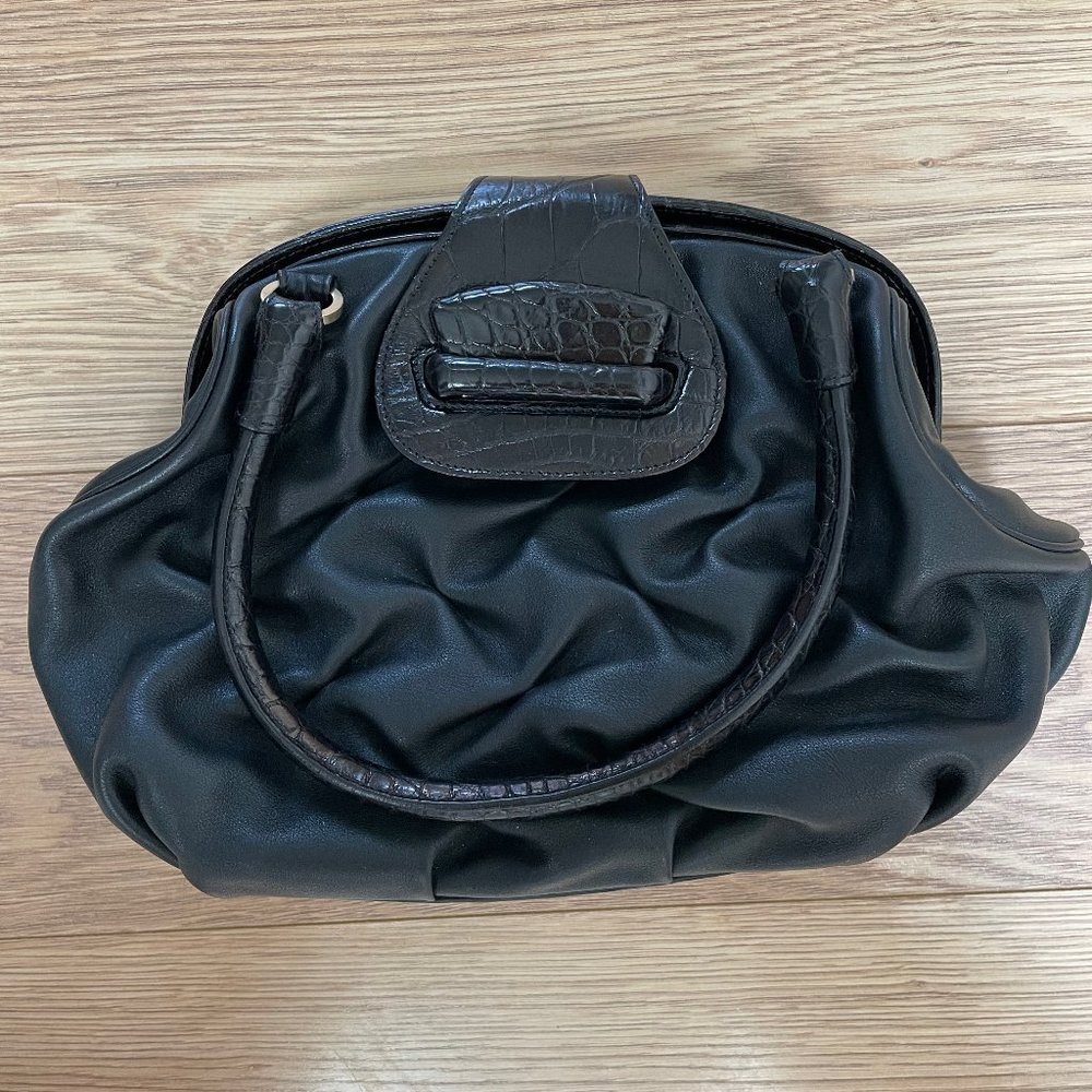 Smythson Black Small Nancy Handbag | Great condition - Picture 2 of 8